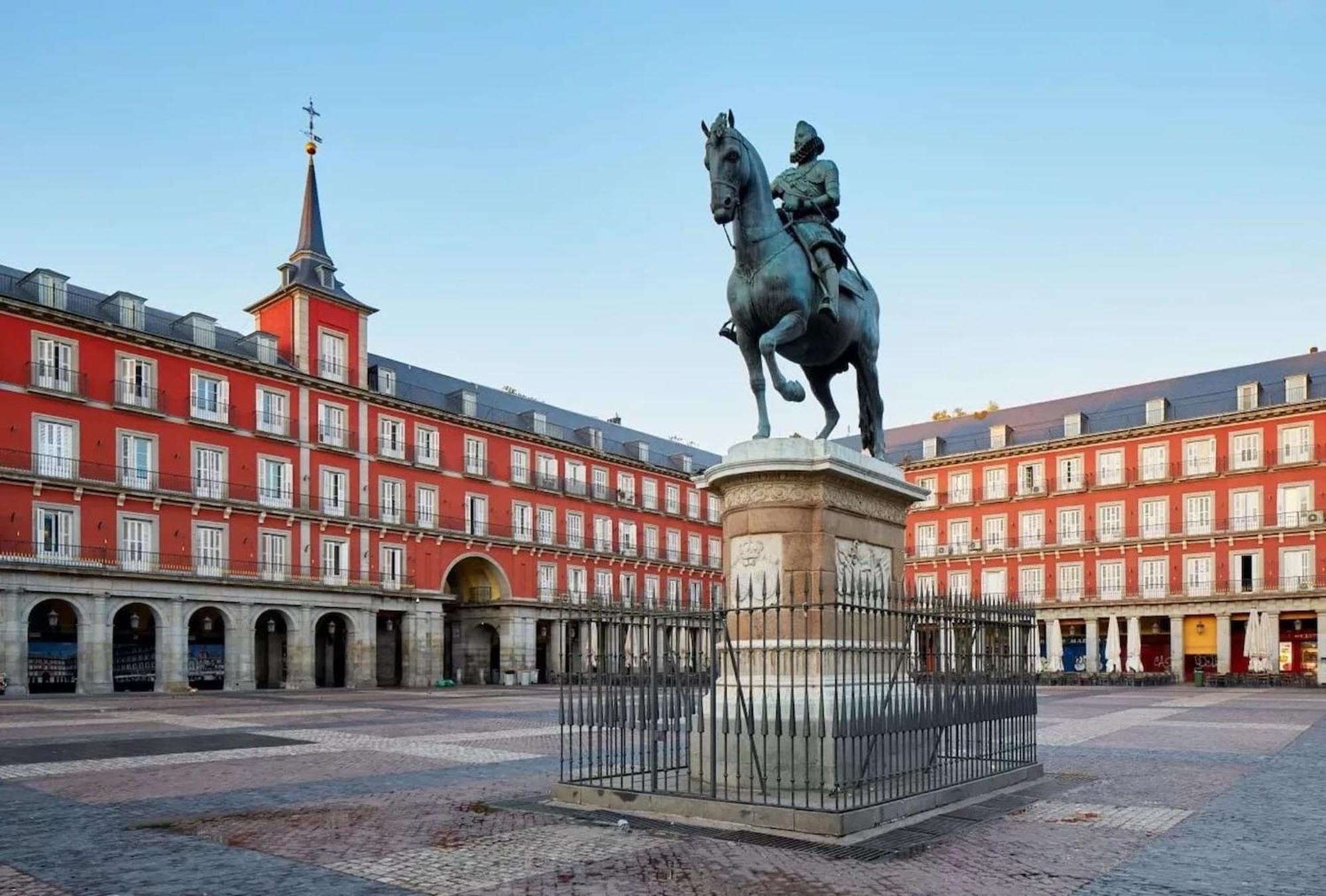 Apartamentos Day Madrid Luna Centro Gran Via Sol Malasana المظهر الخارجي الصورة