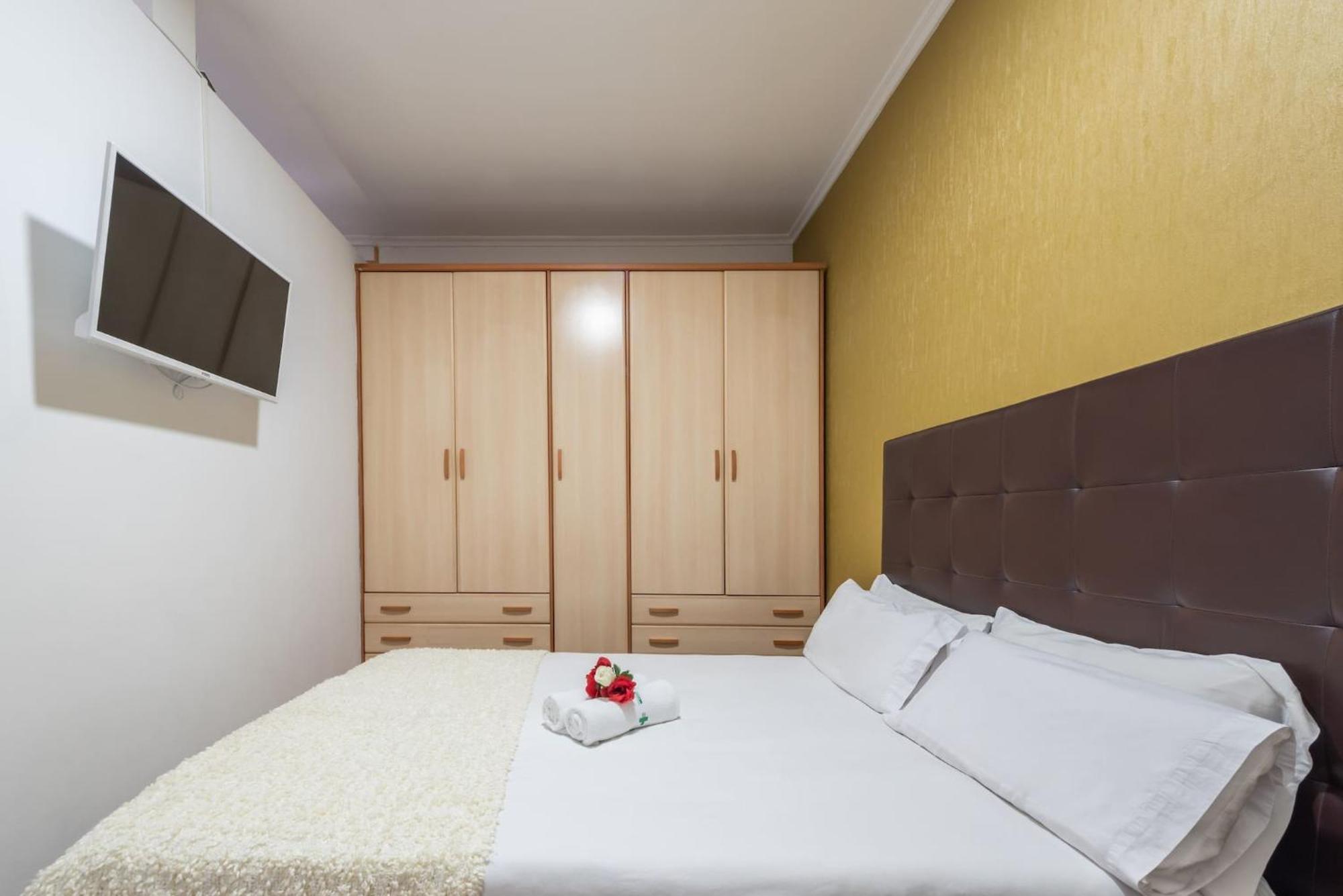 Apartamentos Day Madrid Luna Centro Gran Via Sol Malasana المظهر الخارجي الصورة