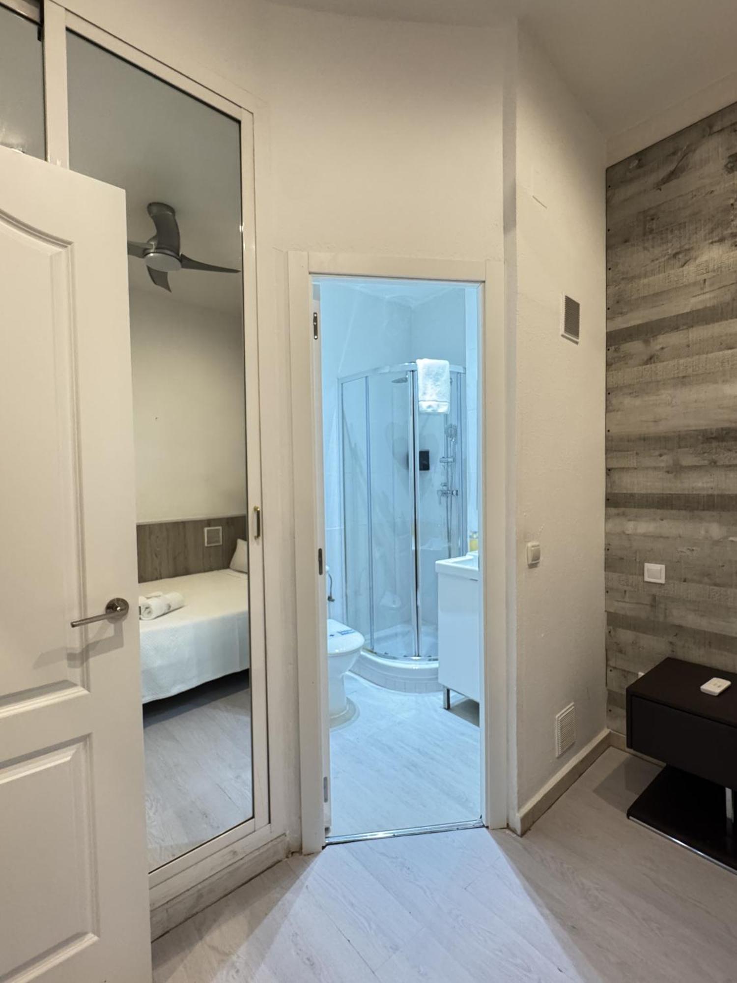 Apartamentos Day Madrid Luna Centro Gran Via Sol Malasana المظهر الخارجي الصورة